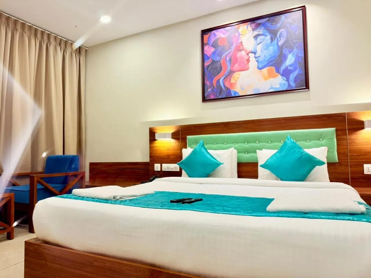 Hotel Skylark Holidays Premium Munnar