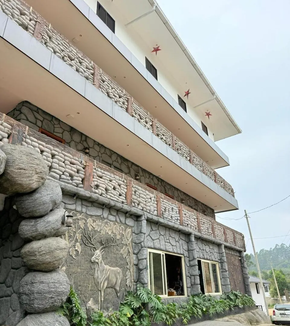 Hotel Skylark Holidays Premium Munnar