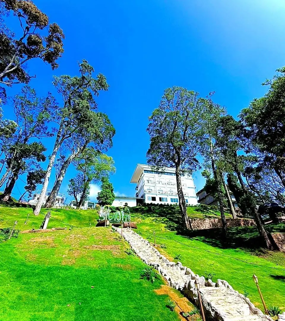 ****  Hotel Skylark Holidays Premium Munnar Indie