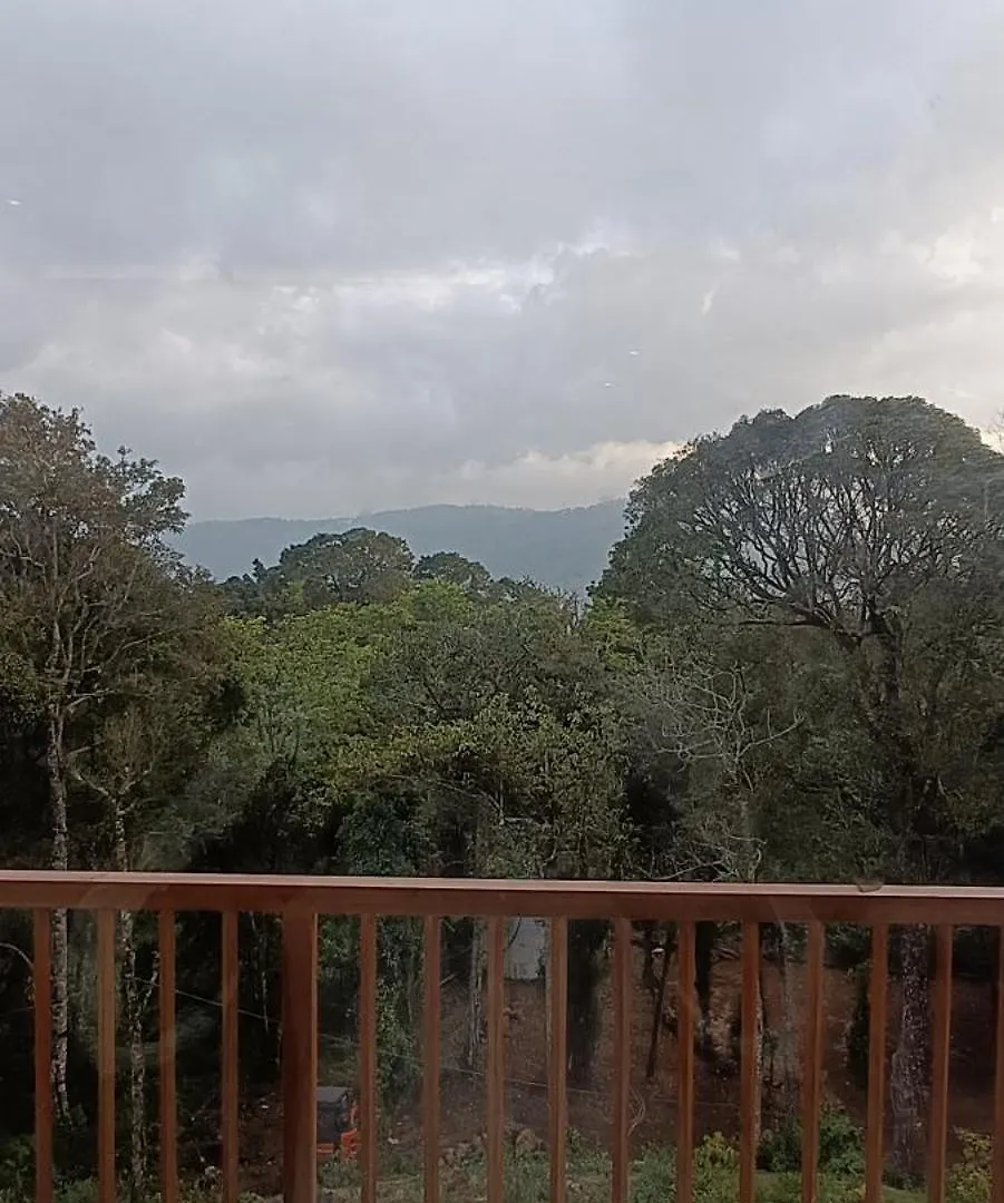 Hotel Skylark Holidays Premium Munnar 4*,