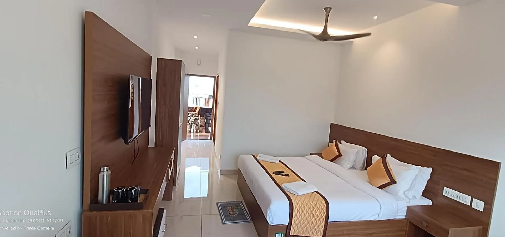 Hotel Skylark Holidays Premium Munnar